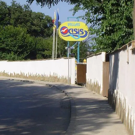 בית נופש Oasis *