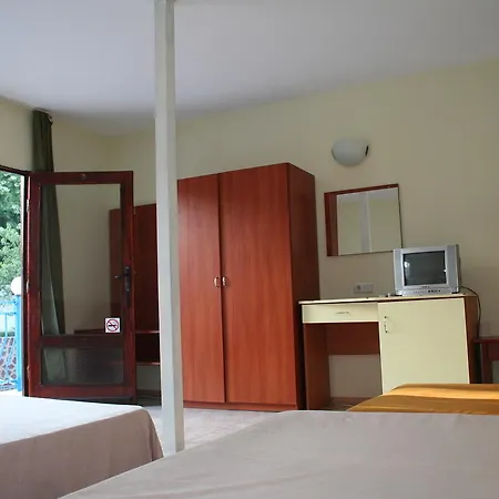 בית נופש Oasis *