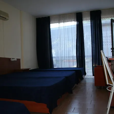 Oasis גולדן סנדס